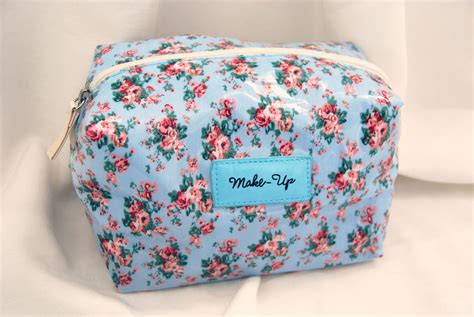 primark cosmetic bag.